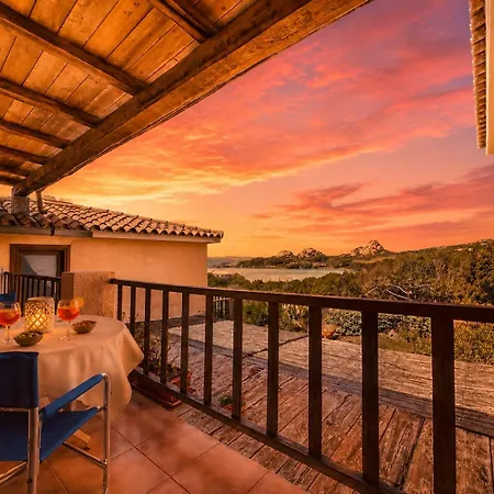 Sunset Eleven & Sunset Twelve 100m From The Tatil Evi *